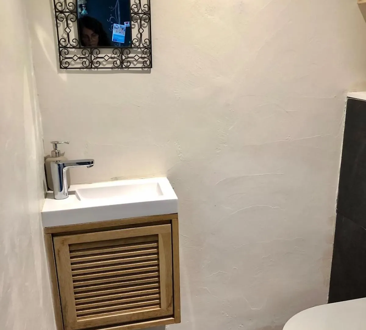 Nice Studio Surrounded By Nature! Grasse Apartment